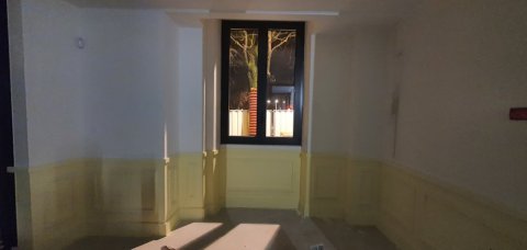 Pose de plinthes moulure et cimaises d'une maison à Langon