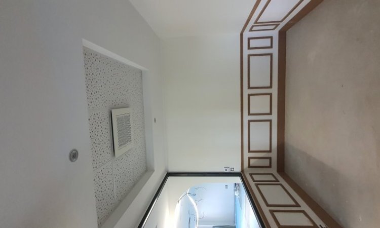 Pose de plinthes moulure et cimaises d'une maison à Langon