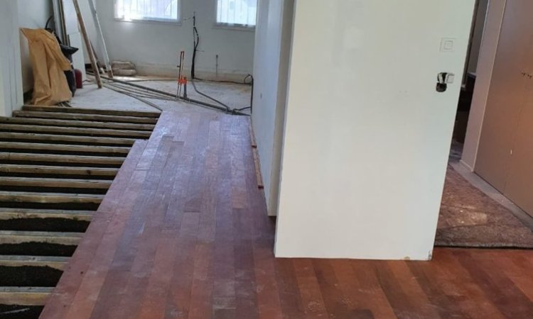 Extension de parquet massif pose clouée à Langon